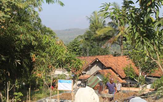 Pembangunan gedung posyandu melati II