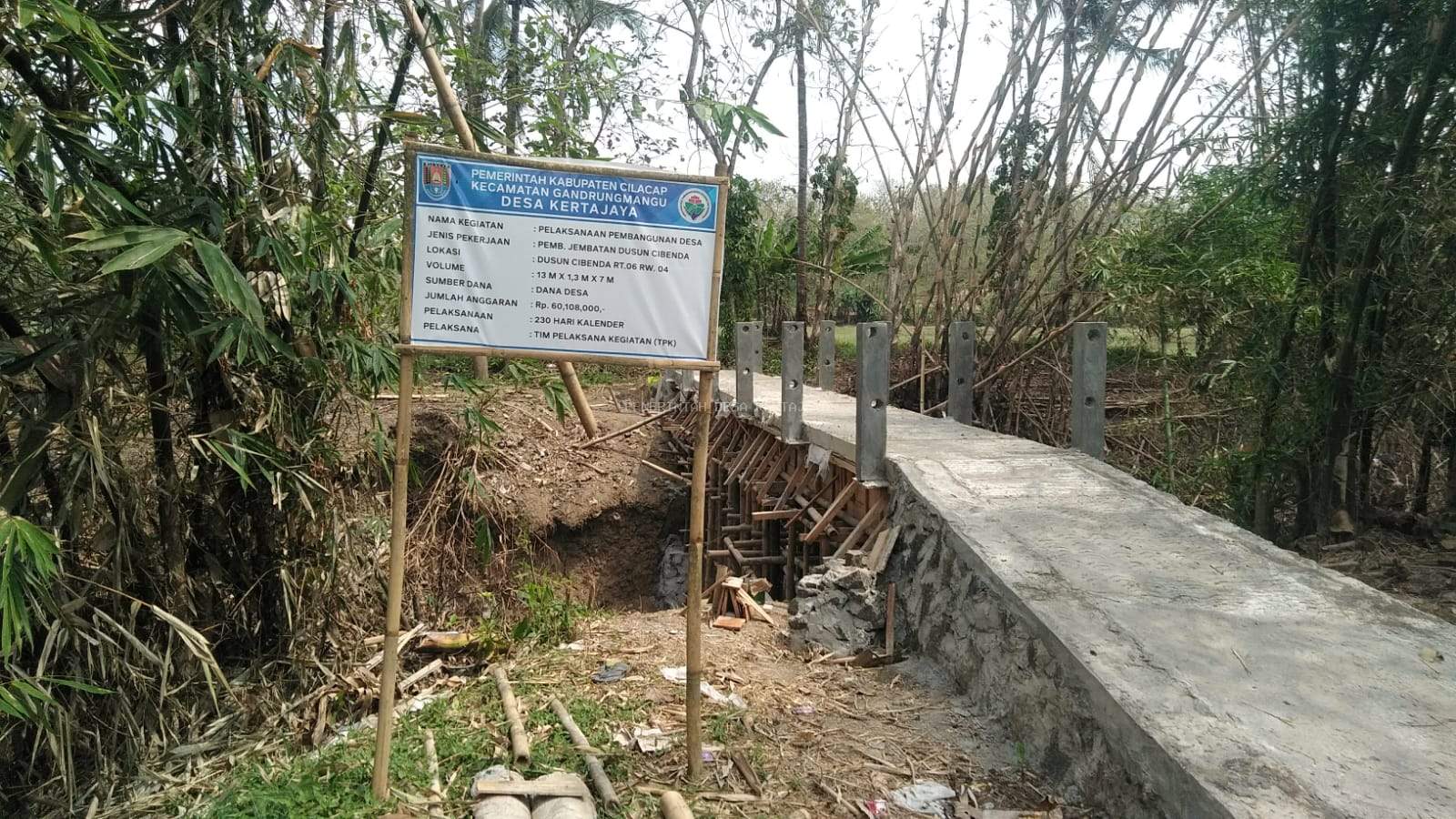 PEMBANGUNAN JEMBATAN DUSUN CIBENDA